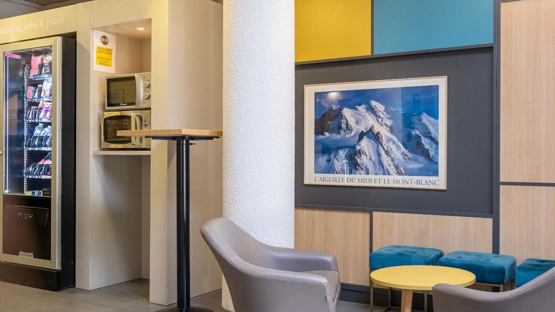 B&B Hotel Annecy アルゴネ 2*,